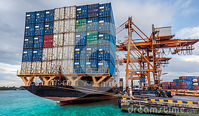 美军时隔十几年公开部分虐囚照片 被指避重就轻(图):开云电竞官网(图1) 开云电竞